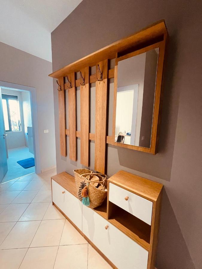 גולם Cheerful 2-Bedroom Apartment In Golem מראה חיצוני תמונה